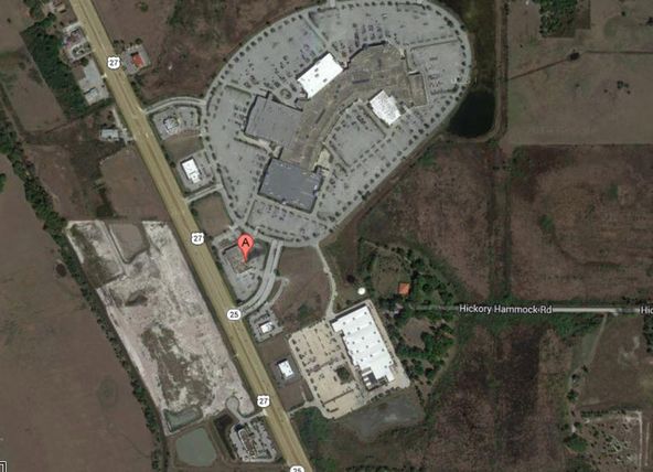 Toys R Us: 9 Eagle Ridge Drive, Lake Wales, FL 33859